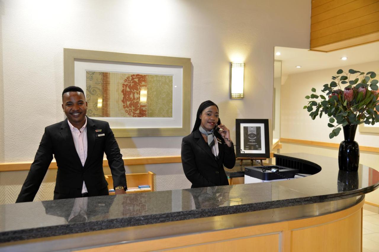 Hotel Road Sandton Joanesburgo
